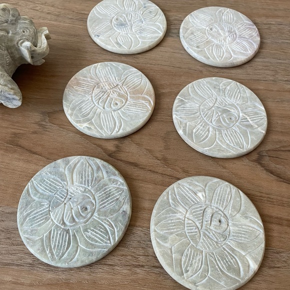 6 New Indian Marble Coasters - Picture 3 of 10